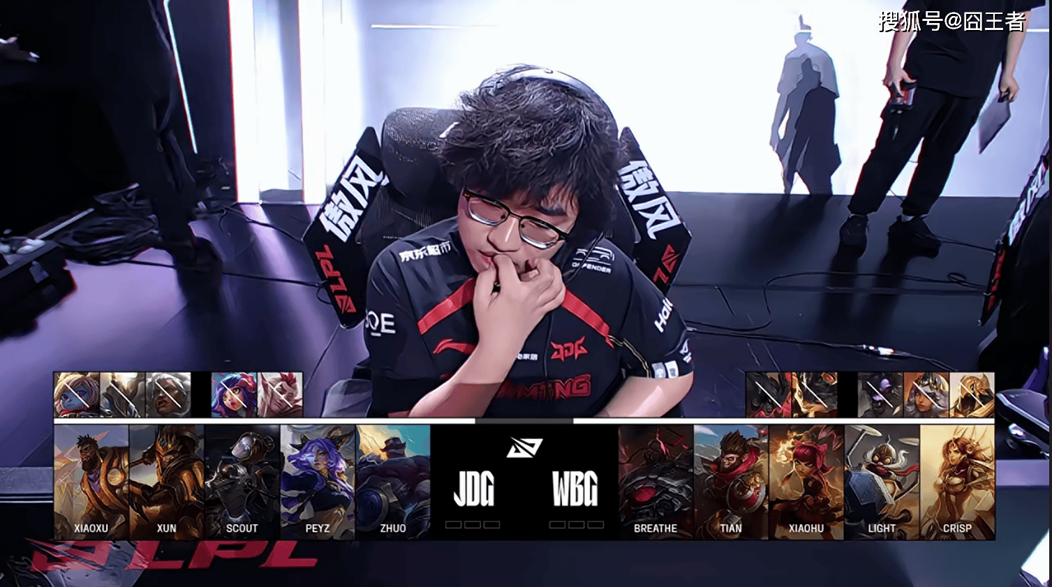 GEN绝杀JDG,Scout拿下关键大龙顶尖较量淘汰赛,成为赛场最大亮点 GEN绝杀JDG,Scout拿下关键大龙顶尖较量淘汰赛,成为赛场最大亮点