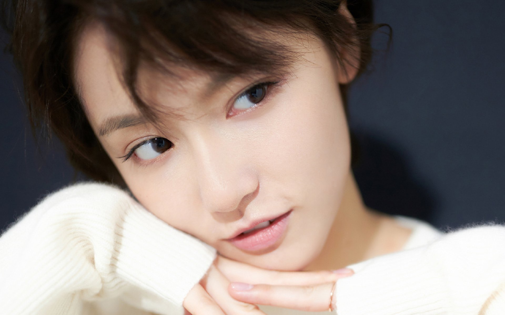 绝境处，少年拔剑！拉梅洛·鲍尔化身巨擘，湖人险胜鹈鹕的终极密码