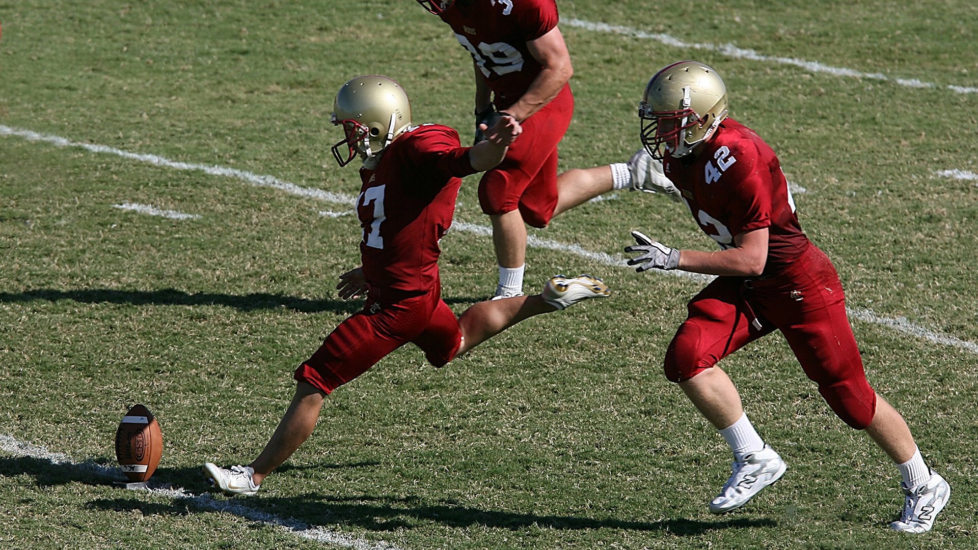 开云体育中国-库里锁死深圳队，原来真正的杀人艺术，是用防守